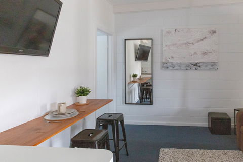 Prom Coast Apartments - Accommodation Directory 2