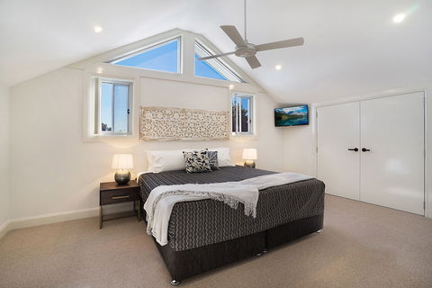 Accommodation Hunter - James St Morpeth - Accommodation Directory 4