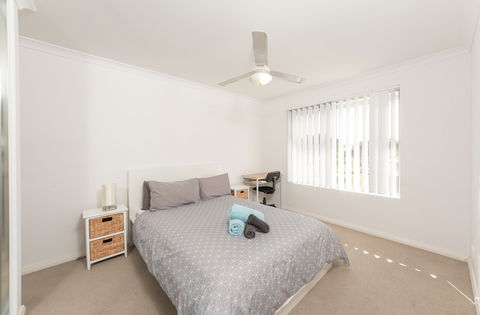 Lakeview Suites - Accommodation Directory 2