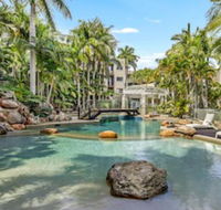 Stunning Ocean Views Large 3 Bedroom - Accommodation Directory