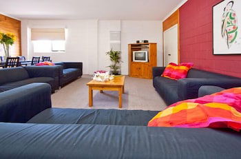 Bayplay Beach Accommodation - 2 Locations - Accommodation Directory 6