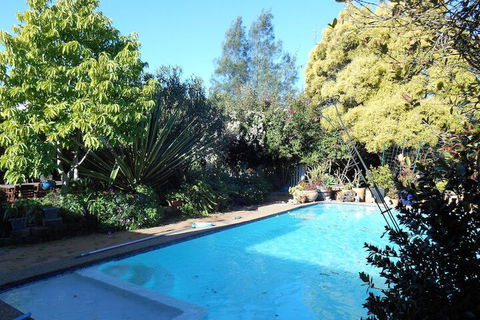 Pindari House - Accommodation Directory 6
