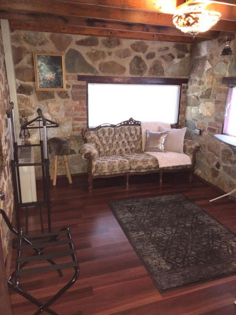 Barossa Barn Bed & Breakfast - Accommodation Directory 1