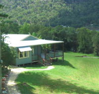 Singletons Retreat - Accommodation Directory
