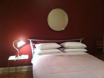 Lotte's Cottage - Accommodation Directory 6