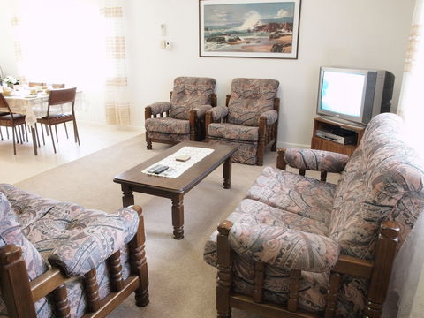 Capon Cottage - Accommodation Directory 5