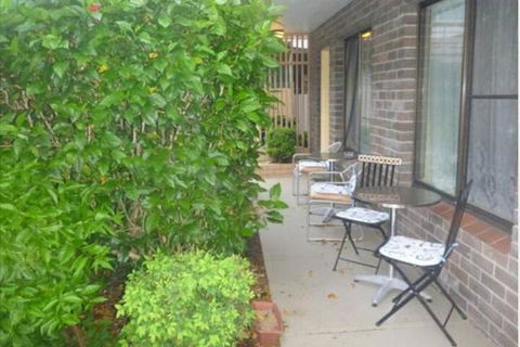 Twin Pines Motel - Accommodation Directory 2