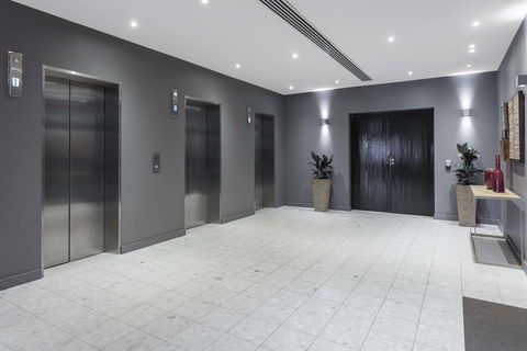 Oaks Sydney Goldsbrough Suites - Accommodation Directory 6