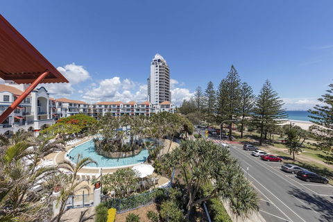 Oaks Gold Coast Calypso Plaza Suites - Accommodation Directory 3