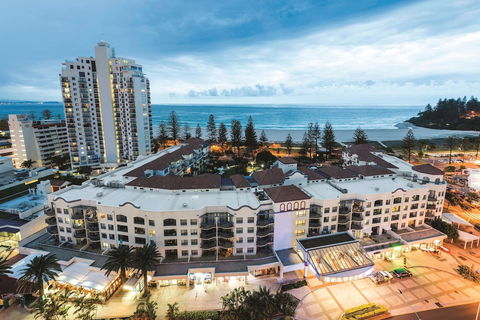 Oaks Gold Coast Calypso Plaza Suites - Accommodation Directory 0