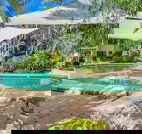 Beachfront Apartments on Trinity Beach - Accommodation Directory