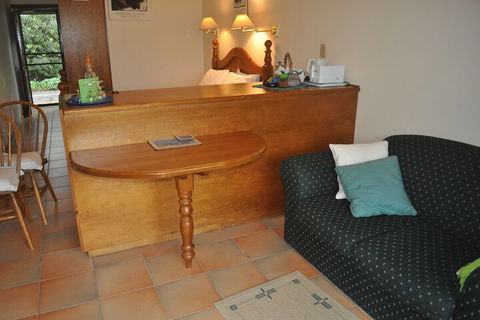 The Fig Tree B & B - Accommodation Directory 7