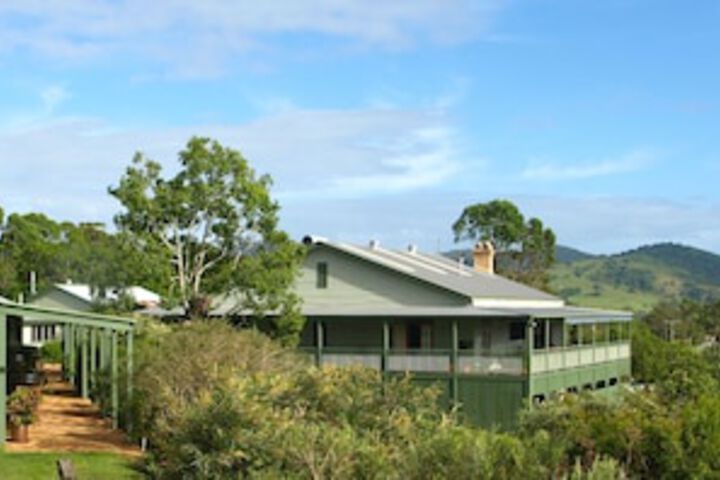 Glenwood QLD Accommodation Directory