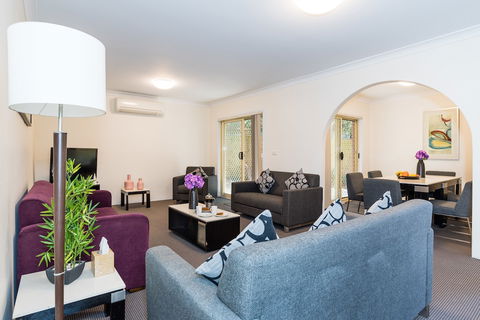 Eastwood Furnished Apartments - Accommodation Directory 1