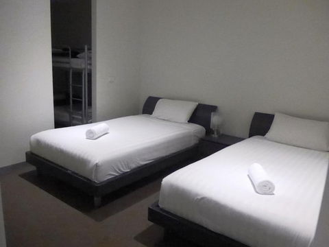 Summer Inn Holiday Apartments - Accommodation Directory 5