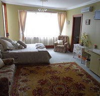 Golden Embers Apartments - Accommodation Directory