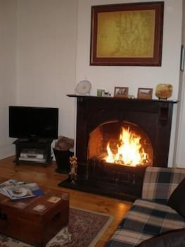Brown's House Bed And Breakfast - Accommodation Directory 2