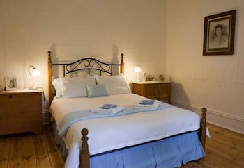 Brown's House Bed And Breakfast - Accommodation Directory 6