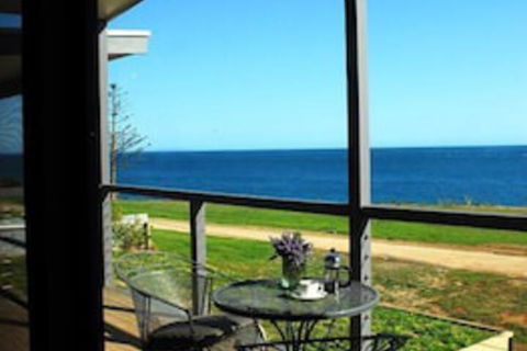 The Rookery At Christmas Cove - Accommodation Directory 7