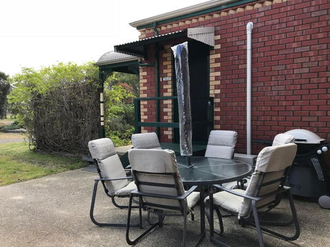 Fairy Wren Cottage Country To Coast Retreat - Accommodation Directory 2