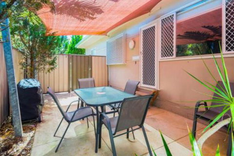 Yamba Daze Sunset Pet Friendly - Accommodation Directory 2
