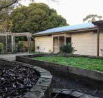 Romantic Getaway with Spa  Wifi Pet Friendly