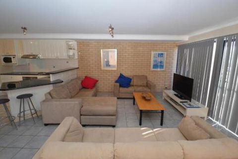 Aegean Blue - Accommodation Directory 6