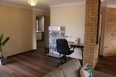 Cozy Stay At Kearsley - Accommodation Directory 1