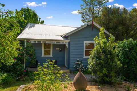 Ultimate Ultimo - Accommodation Directory 0