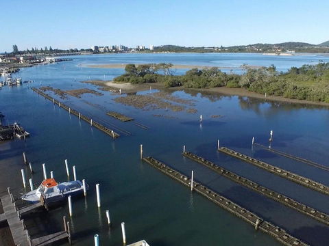 Fairholme 8 Perfect Lakefront Position - Accommodation Directory 4