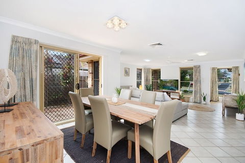 Kailani Beach House - Accommodation Directory 2