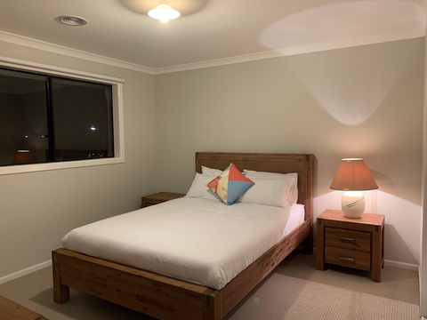 Apple House Truganina - Accommodation Directory 3