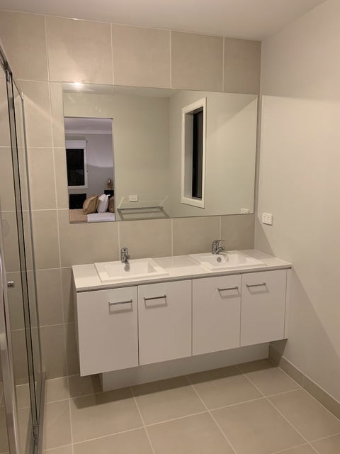 Apple House Truganina - Accommodation Directory 6