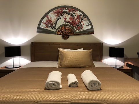 Apple House Truganina - Accommodation Directory 4