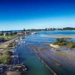 Fairholme 5 Opposite Lake - Accommodation Directory 0