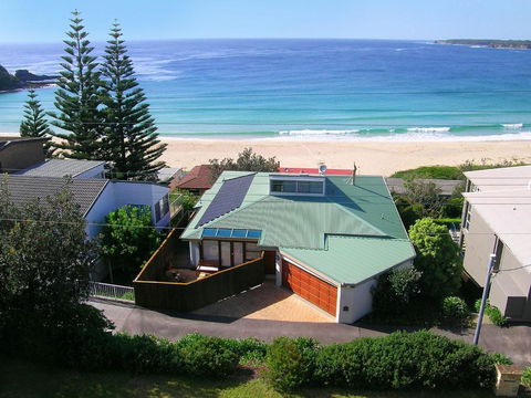 BEDARRA MOLLYMOOK BEACH - Accommodation Directory 5