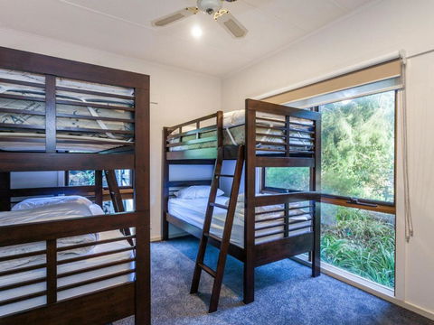OCEANS 12 ANGLESEA - Accommodation Directory 1