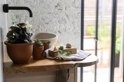 Hutton Vale Farm JHA Stone Cellar - Accommodation Directory 5