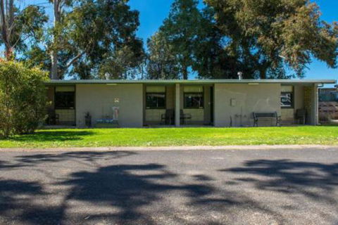 Kalganyi Holiday Park - Accommodation Directory 2