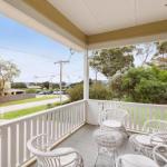 BEACHSIDE GETAWAY DROMANA - Accommodation Directory 0