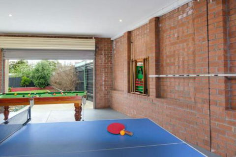 PIER 55 DROMANA... - Accommodation Directory 7