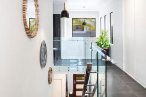 WINDFALL In PALM COVE - Accommodation Directory 7