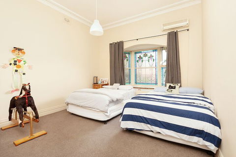 Family Oasis - Accommodation Directory 6