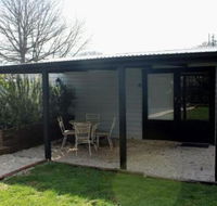 Wormwood Studio - Accommodation Directory