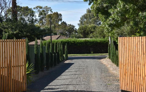 Kennedy House Euroa - Accommodation Directory 1
