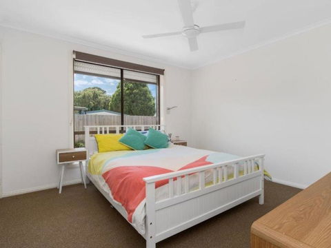 Family Foreshore Favourite - Accommodation Directory 3