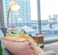 Paradiso on Bent Netflix Wifi City life - Accommodation Directory