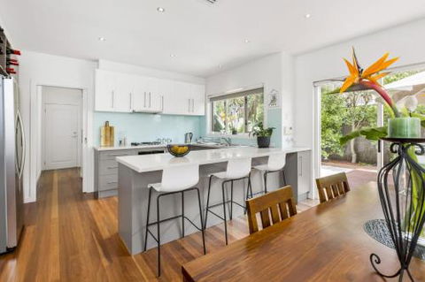 BANGALOW MORNINGTON - Accommodation Directory 6