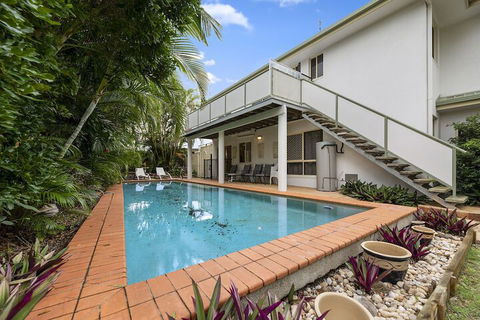 Fabulous Pet Friendly Family Home - 3 Carribean Court - Accommodation Directory 1