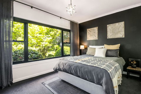 Magnolias On Mernda - Accommodation Directory 5